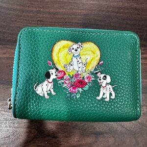 Disney 101 Dalmatians Puppies Mini Zipper Wallet 2 Pockets NWT​